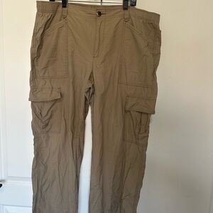 Old Navy Women's Cargo Pants (color name: sliced bread